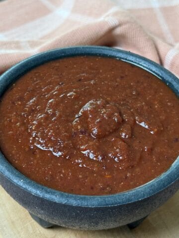 Black bean red mole sauce